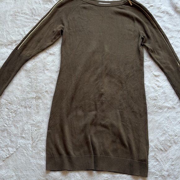 Michael Kors Olive Green Sweater Dress with Gold Shoulder Zippers | Size Small - Picture 4 of 8
